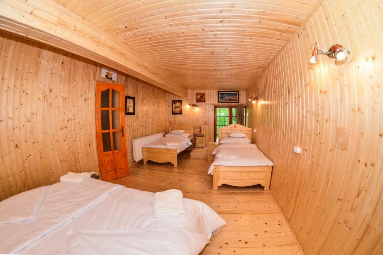 Malom Apartman Derekegyhaz Exteriér fotografie