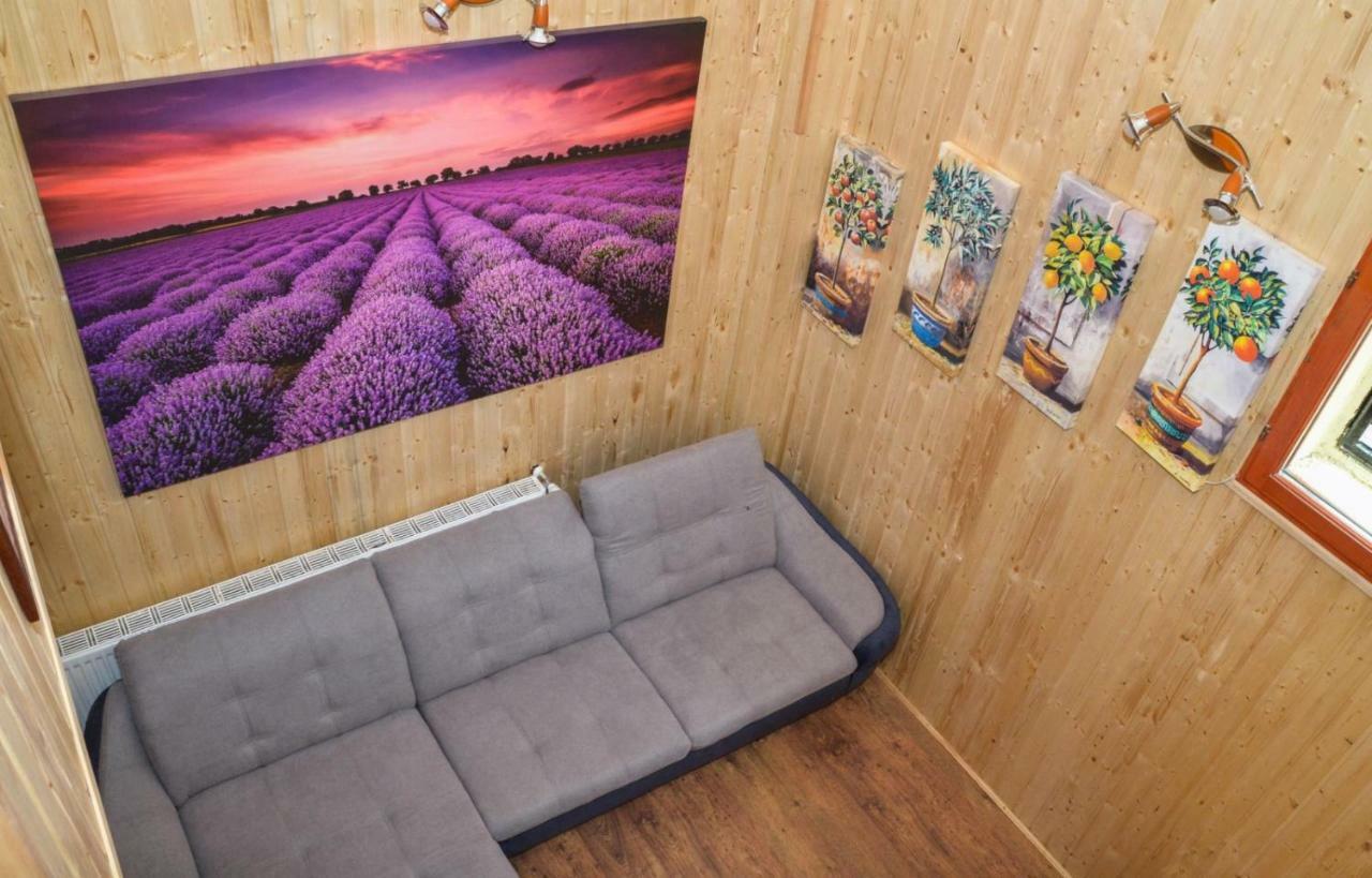 Malom Apartman Derekegyhaz Exteriér fotografie